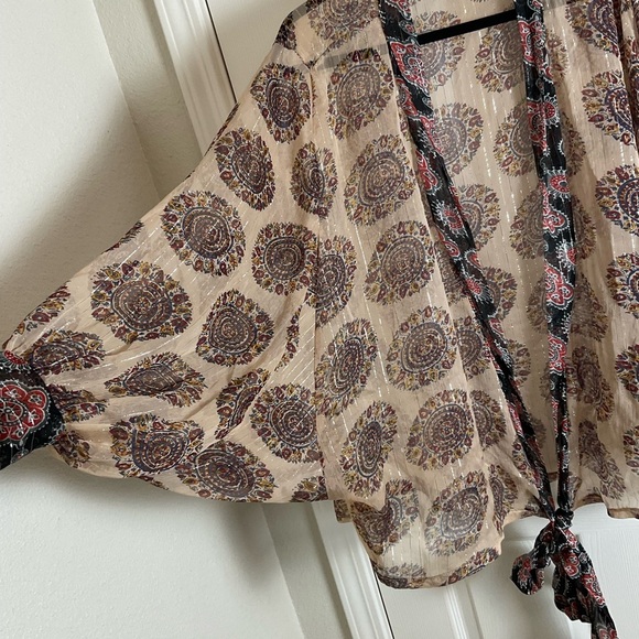 Free People Kantha Shimmer Tie Kimono in Desert Rose | REVOLVE - Picture 9 of 12